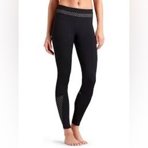 ATHLETA MILES COMPRESSION TIGHT BLACK CAPRI LEGGINGS